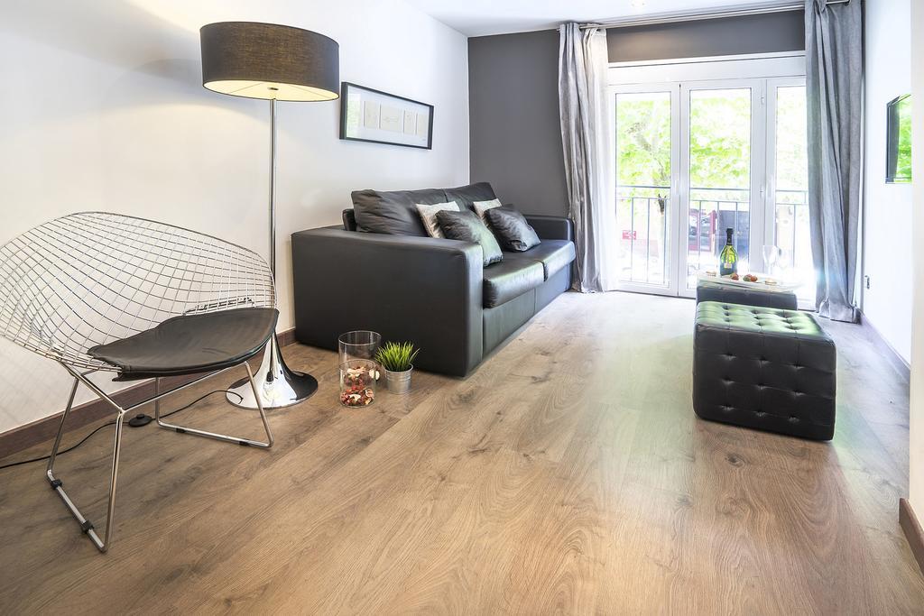 Apartment Friendly Living Comfort *